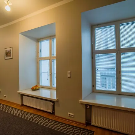Romeo Family 2 Bedroom Ruutli דירה *